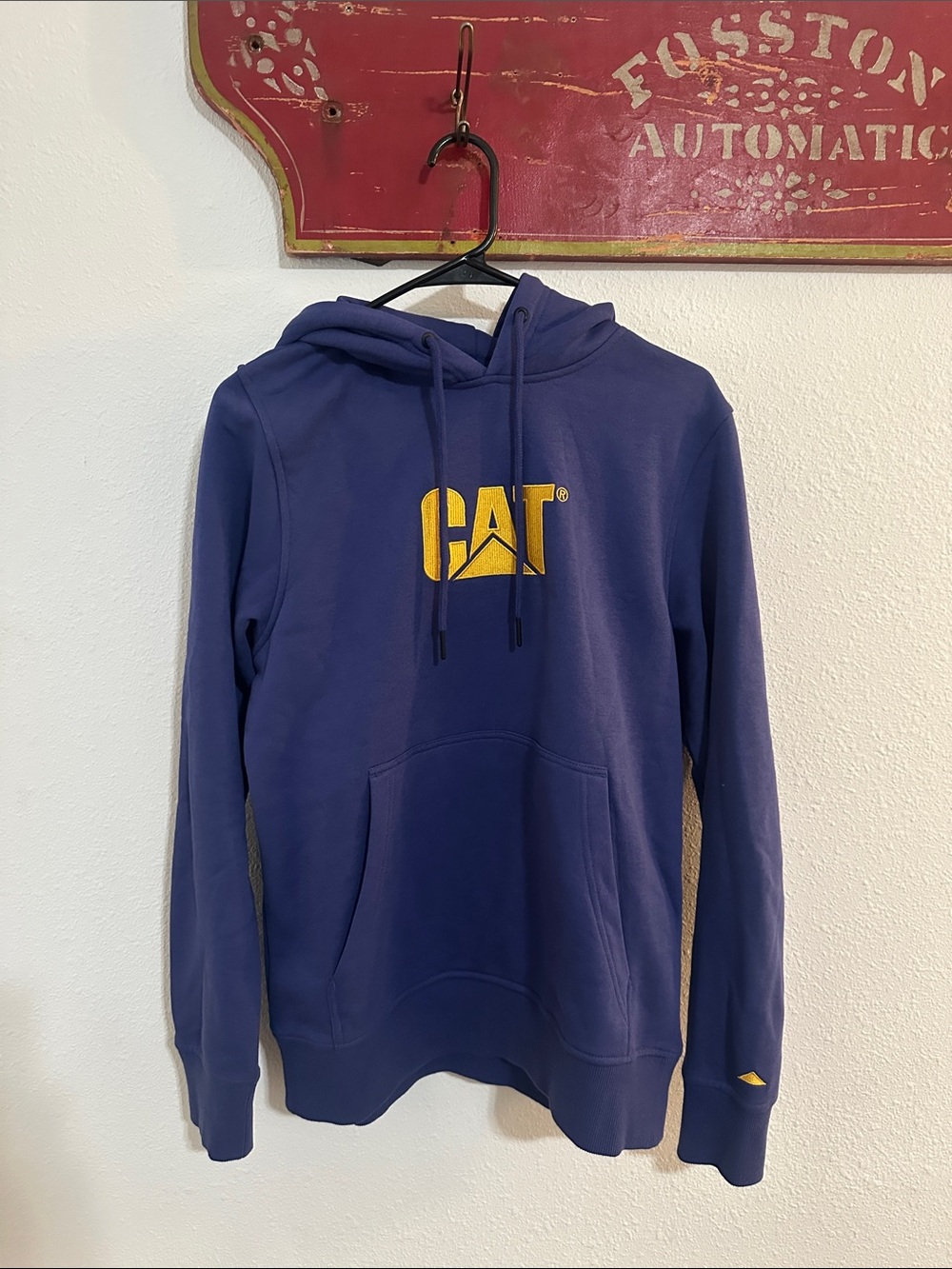 Caterpillar blue/purple yellow logo hoody sweatshirt